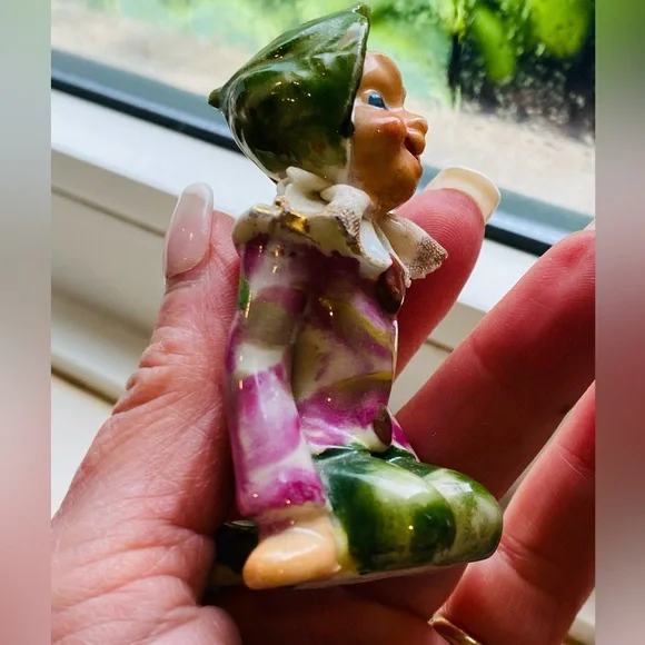 Mid century ceramic pixie - Picture 4 of 9